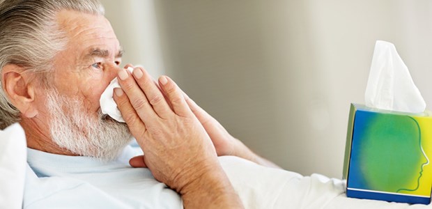 Sind Senioren erkältet, ist im besonderen Maß auf die Verträglichkeit der Arzneien zu achten.