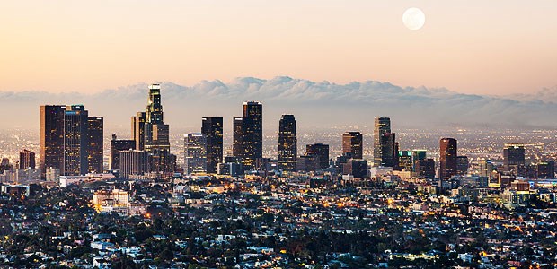 Lohnt der Einstieg langfristig wieder? Skyline von Downtown Los Angeles: Bleiben hier bald auch Anlegerblicke wieder länger hängen?