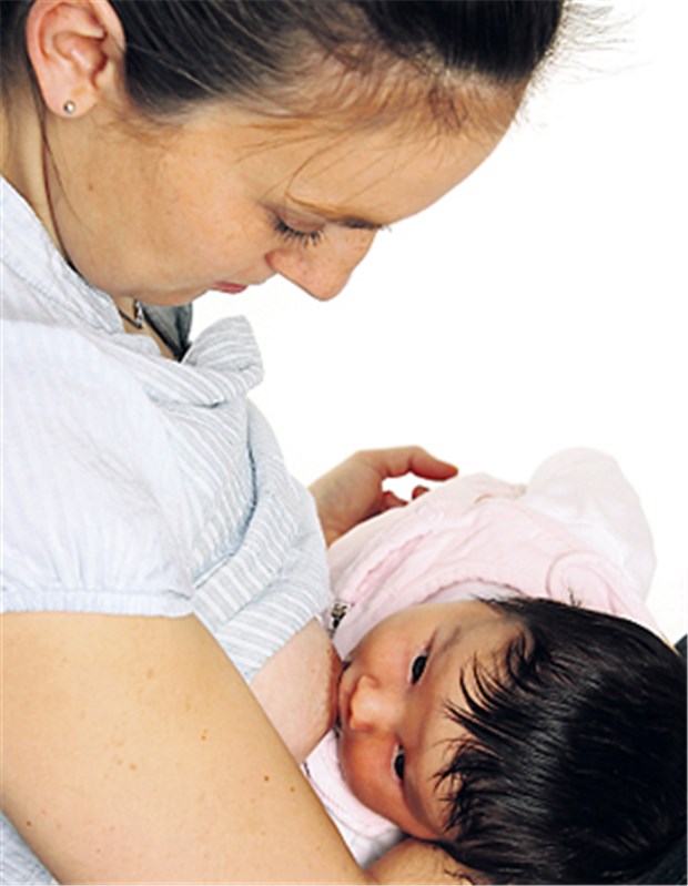 Stillen macht Mütter aggressiv So ein süßes Baby will gestillt und verteidigt werden.