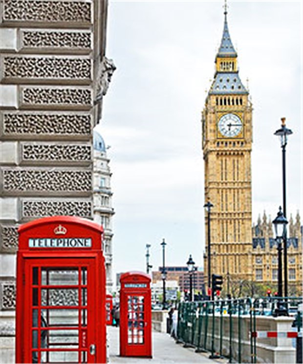 Rote Kult-Telefonzellen zu verkaufen So kennt man England: Rote Telefonhäuschen und der Big Ben.