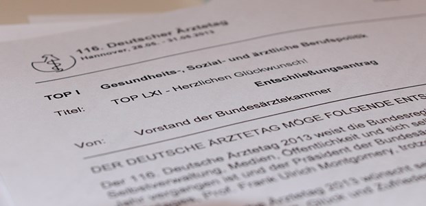 Happy Birthday und Weiterbildung So viel Bürokratie muss sein: Ein GO-Antrag für das Ständchen.