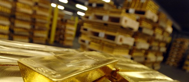 Der Goldschatz der GKV wächst So viel Gold: Auch den Krankenkassen geht es blendend.