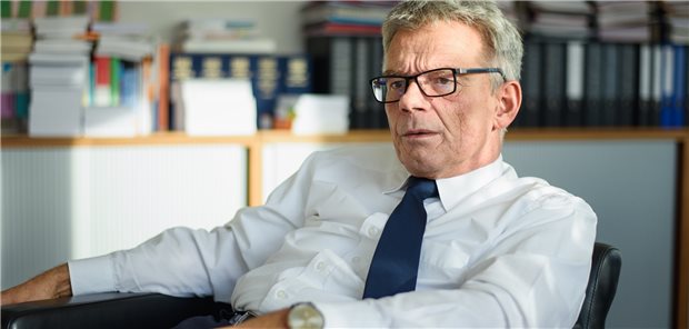 Wie wollen Sie Ärzten die Regressangst nehmen, Herr Hecken? „So viel Spaß macht ein AMNOG-Verfahren nicht“: GBA-Vorsitzender Josef Hecken.