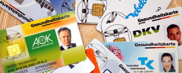 Ärztetag beschließt: E-Card ist gescheitert So viele Gesundheitskarten: für die Delegierten des Ärztetags sind sie alle gescheitert.