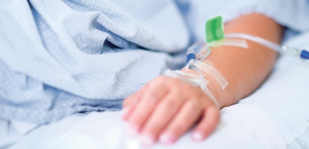 Jeder fünfte Krebskranke im Spätstadium ohne Therapie Soll und will ein Patient mit Krebs im Stadium IV noch eine spezielle Krebstherapie bekommen? Die Antwort ist nicht immer Ja.