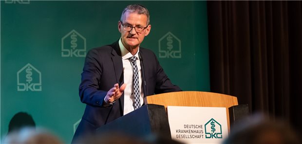 Kliniken wollen zurück in den Normalbetrieb Sollte sich nach Lockerungen die Lage wieder verschärfen, können die Kliniken wieder schnell umschalten: DKG-Präsident Dr. Gerald Gaß.
