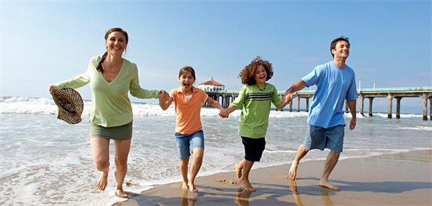 Kinder als Schutzfaktor gegen Stress Sonne, Strand - und die Familie.