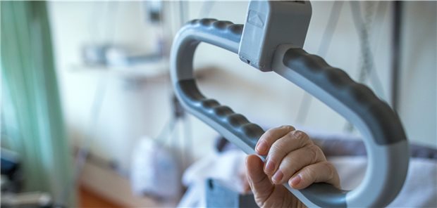 Spezialisierte ambulante Palliativbehandlung: Verbände wehren sich gegen starre Vorgaben für SAPV-Teams.