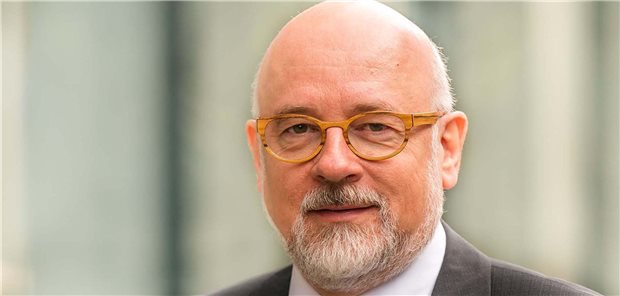 SpiFa-Chef Dr. Dirk Heinrich mahnt mehr Klarheit im Gesundheitsminsiterium an.