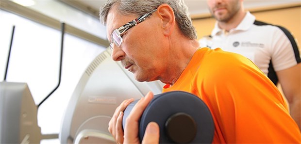 Therapiebegleitende Sportprogramme auf dem Weg in die Regelversorgung? Sport ist in jeder Lebenssituation hilfreich: Inzwischen gibt es in Deutschland über 1800 Krebssportgruppen.