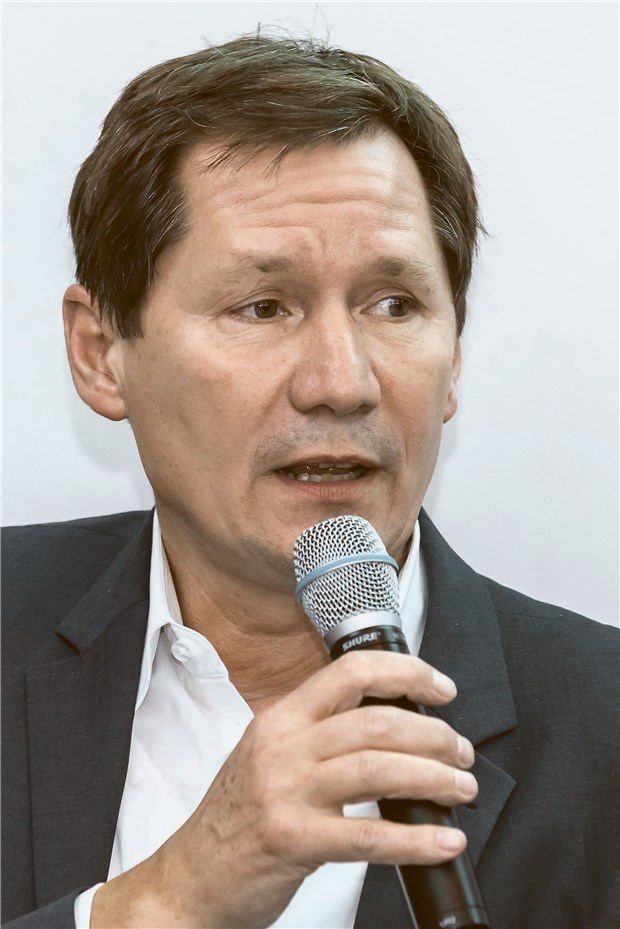 Verdi macht jetzt bei den Pflegekammern mit Sprach beim Kongress Klartext: Joachim Prölß, Pflegedirektor am Hamburger UKE.