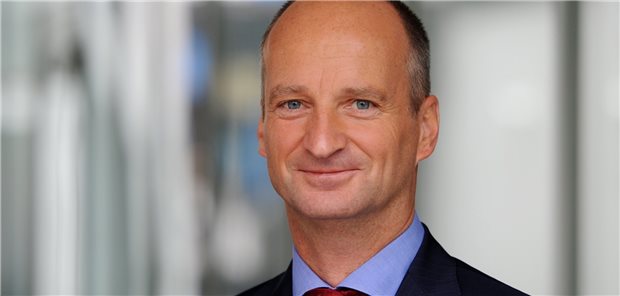 Ex-Apothekenchef Schmidt an die Spitze des Freiberufler-Verbands gewählt Spricht nicht mehr nur für Deutschlands Apotheker, sondern für alle Freiberufler im Lande: Friedemann Schmidt.