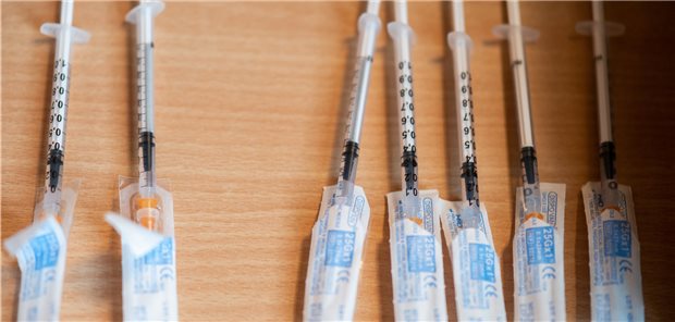 Für Impfaktionen braucht es verlässliche Corona-Vakzinlieferungen, mahnt die KV Sachsen-Anhalt.