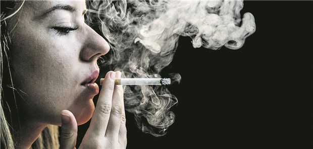 Stark rauchende Patientin