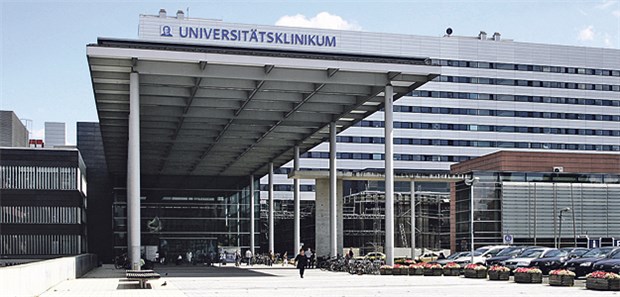 Mit System Medikationsfehler vermeiden Stationär behandelt die Frankfurter Uniklinik jährlich fast 50 000 Patienten. Da sind moderne Instrumente zur Fehlervermeidung angesagt.