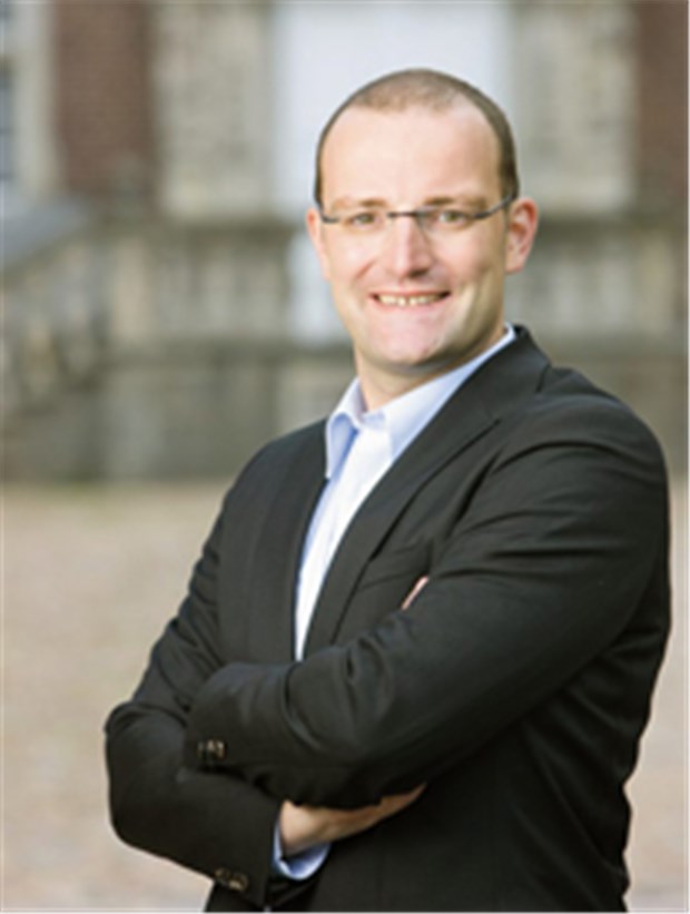 Union will Nullrunden für Ärzte und Krankenhäuser Statt Honorarerhöhungen müsse man den Blick auf die Ausgabenseite der GKV richten, fordert der gesundheitspolitische Sprecher der Union, Jens Spahn. © CDU