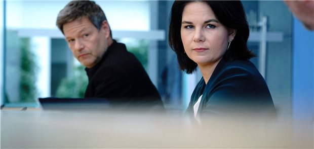 Welche Gesundheits-Reformen die Grünen wollen Stellen am Freitag die zentralen Positionen der Grünen für den Bundestagswahlkampf vor: Die Bundesvorsitzenden Robert Habeck und Annalena Baerbock.