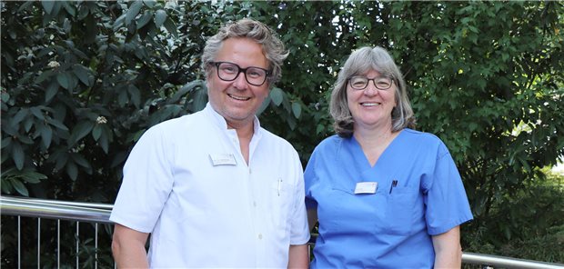 Krankenhaus Reinbek setzt auf Chefarzt-Gespann in Teilzeit Stephanie Dick und Dr. Sebastian Bertschat übernehmen ab ersten Oktober die Chefarztposition in der Abteilung für Gefäßchirurgie im Krankenhaus Reinbek St. Adolf-Stift.