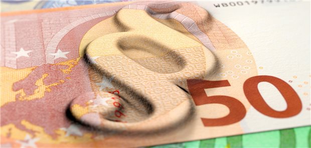 Steuerfreie Corona-Prämien können dieses Jahr nur Mitarbeiter in Arzt- und Zahnarztpraxen, Rettungsdiensten, Einrichtungen für ambulantes Operieren und Dialyseeinrichtungen erhalten.