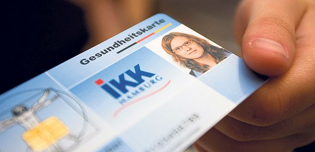 Irrwitzige Debatte um ein Foto Stimmt das Foto mit dem Versicherten überein? Laut Gesundheitsministerium sollen das die Praxen prüfen.