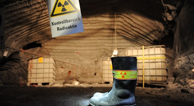 Kein Hinweis auf Krebsrisiko durch Asse Strahlende Höhle: Hinweise auf ein Krebsrisiko durch die Asse lieferte eine neue Untersuchung nicht.