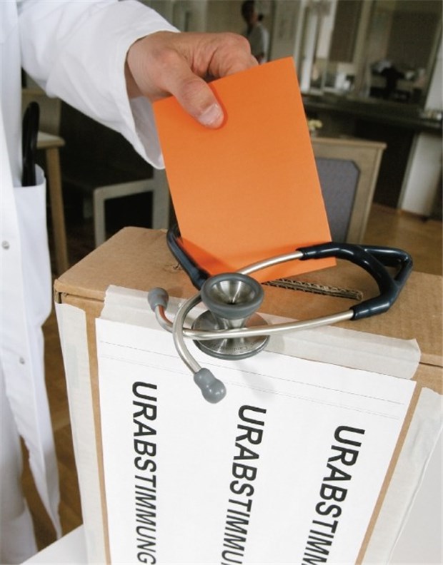 Wird das Streikrecht bald wieder zum Thema? Streikvorbereitung in einer Klinik. Ist es bald bei Vertragsärzten wieder so weit, dass sie ihre Interessen im Streik durchsetzen?