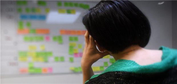 Stress betrifft die Menschen in Deutschland offenbar immer häufiger: 43 Prozent sagten in einer aktuellen Umfrage, sie seien häufig oder sehr häufig gestresst.