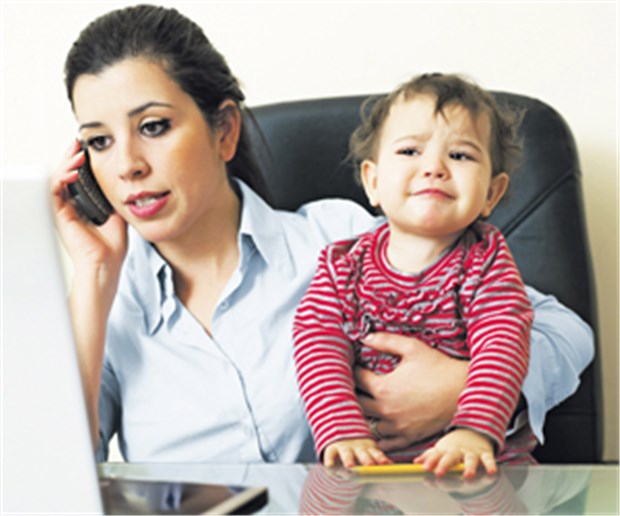 Stress verschlimmert Psychose nicht unbedingt Stress durch wichtige Telefonate und gleichzeitige Kinderbetreuung? Patienten mit Psychose reagieren unterschiedlich darauf.