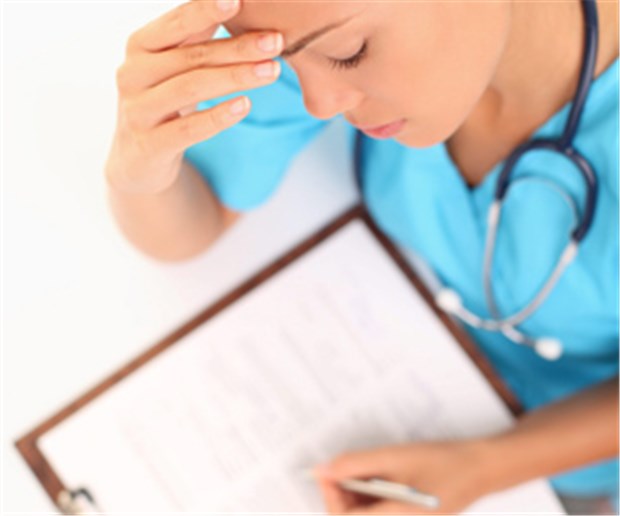 Gesundheitswesen setzt auf Gesundheit Stress und Erschöpfung treten aufgrund der hohen Belastung besonders häufig bei den Pflegenden in Kliniken und Heimen, aber auch bei den dort tätigen Ärzten auf.