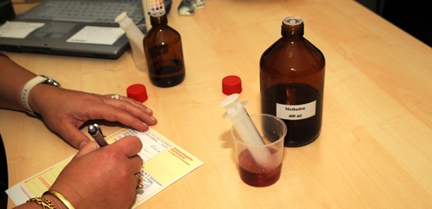 Kommission will Ärzte aus der Grauzone holen Suchtberatung und Methadon-Substitution: Damit kann einigen Patienten der Ausstieg aus der Drogen-Abhängigkeit geebnet werden.