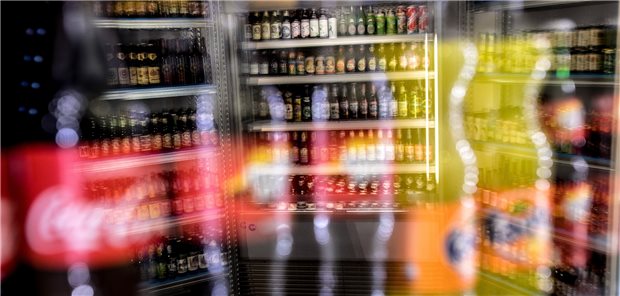 Süß und süßer: Fachgesellschaften mahnen mehr Tempo bei der Reduktion des Zuckergehalts in Softdrinks an.
