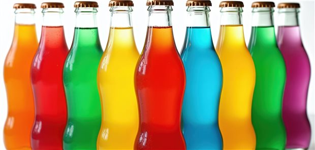 Süßes aus der bunten Flasche – nicht immer gut für die Gesundheit (Symbolbild).