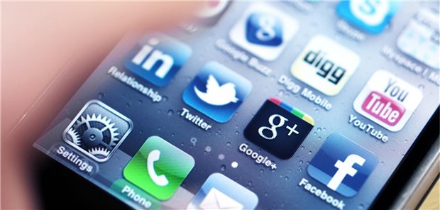 Smartphone mit App-Übersicht