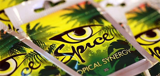 "Zombie"-Ausbruch in New York geklärt Synthethisches Cannabinoid: Das erhöhte Risiko für Intoxikationen ist bekannt. Als "Legal Highs" erfreuen sich diese Substanzen dennoch einiger Beliebtheit.