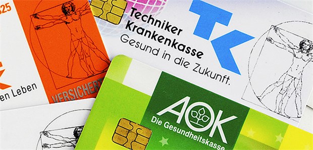 Unternehmen missachten freie Kassenwahl TK, AOK und Co.: Arbeitnehmer dürfen sich ihre Krankenkasse selbst aussuchen.