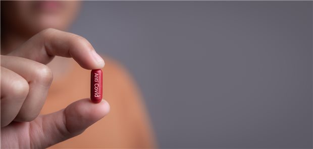 Tabletten zur Frühtherapie bei COVID-19 sollten stärker genutzt werden, betont ein Forschungsteam aus Hongkong.