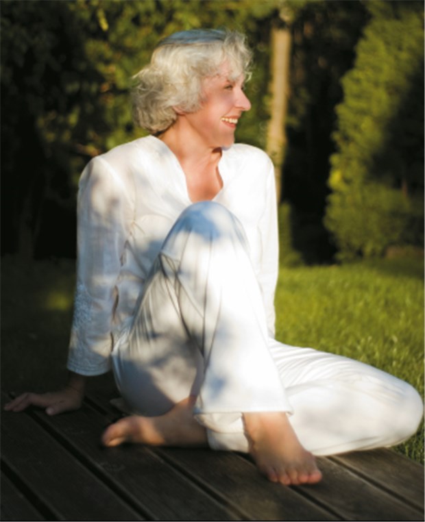 Osteoporose: Fokus auf die Risiken verstärkt Täglich etwas Sonne tanken - das beugt einem Vitamin-D-Mangel vor. Eine Alternative ist die Supplementation mit Vitamin D 3.