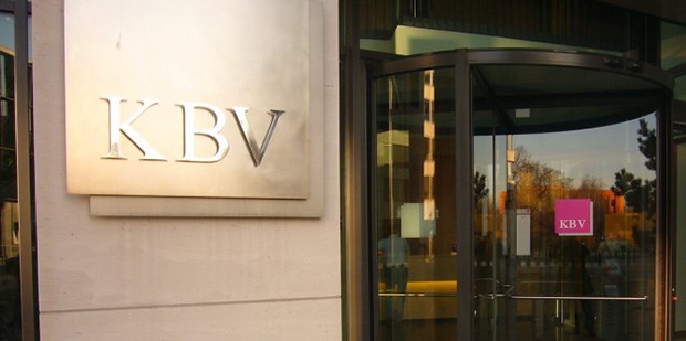 KBV-Sitzung endet im Eklat Tagung hinter verschlossenen Türen: Bei der Sonder-VV kam es zum Eklat.