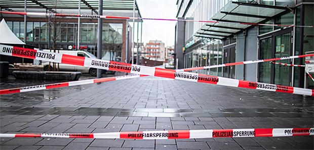 Ist Silvester-Amokfahrer psychisch krank? Tatort Berliner Platz in Bottrop: Hier fuhr ein Autofahrer in der Silvesternacht in eine feiernde Menschenmenge.