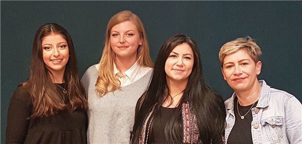 Nie die gute Laune und Herzlichkeit verlieren Team der Hausärztinnenpraxis Bülowstraße