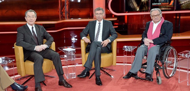 Gibt es ein Recht auf selbstbestimmtes Sterben? Teil der Diskussionrunde: Franz Müntefering, ehemaliger SPD-Parteivorsitzender, Moderator Günther Jauch, Udo Reiter, ehemaliger MDR-Intendant (v.l.n.r.).