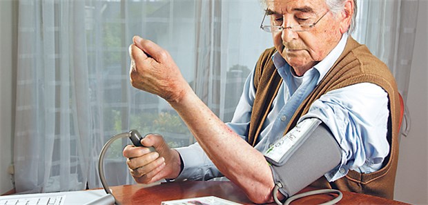 Ist Telemonitoring tauglich für den Praxisalltag? Telemedizin: Der Patient misst daheim, der Arzt überwacht in der Praxis direkt über seine IT.