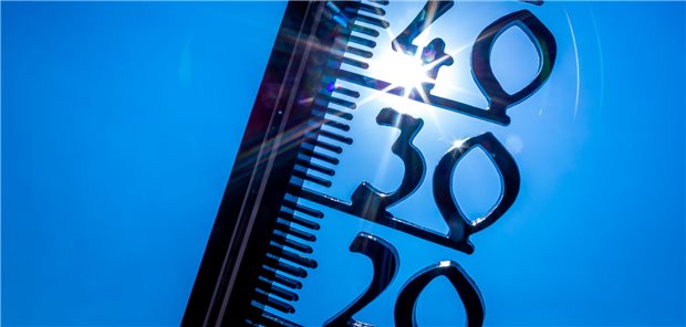 Hausärzteverband und Lauterbach beraten über Hitzeschutz für ältere Menschen Temperaturen zwischen 30 und 40 Grad: Hitze macht Menschen zu schaffen, besonders älteren.