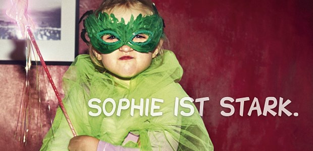 "Wir machen Kinder stark" Therapeuten des Vereins "Dunkelziffer e.V." haben die fünfjährige Sophie stark gemacht. Als Dreijährige wurde sie sexuell missbraucht - heute wirbt sie als Fee auf Plakaten für den Verein.