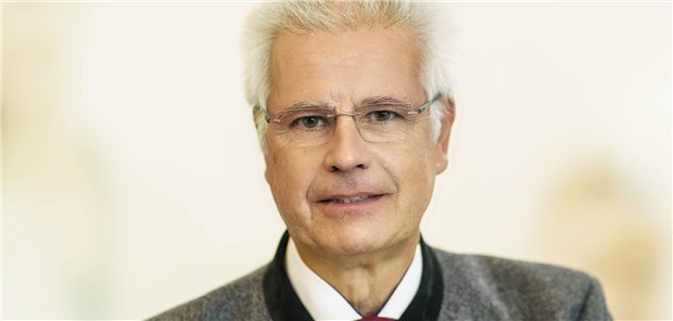 Bundesapothekerkammer: „Arzneimittel gehören nicht auf den Flohmarkt“ Thomas Benkert, Präsident der Bundesapothekerkammer, kritisiert den Vorschlag von BÄK-Chef Reinhardt.