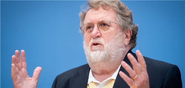 STIKO-Chef: Aktionismus in Impfdebatte nicht hilfreich Thomas Mertens appelliert, die Impfbereitschaft in der Gruppe der 18- bis 59-Jährigen zu erhöhen.