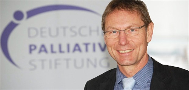Eine Medizin ohne Tötung, aber mit Augenmaß! Thomas Sitte, Vorstandsvorsitzender der Deutschen PalliativStiftung ruft Ärzte auf, zum "Sterbehelfer" zu werden.