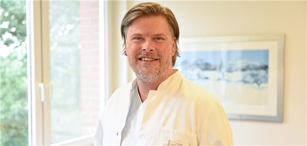 Thomas Thielsen leitet das Herz- und Gefäßzentrum in Norderstedt Thomas Thielsen ist neuer Leiter des Herz- und Gefäßzentrums der Segeberger Kliniken in Norderstedt.