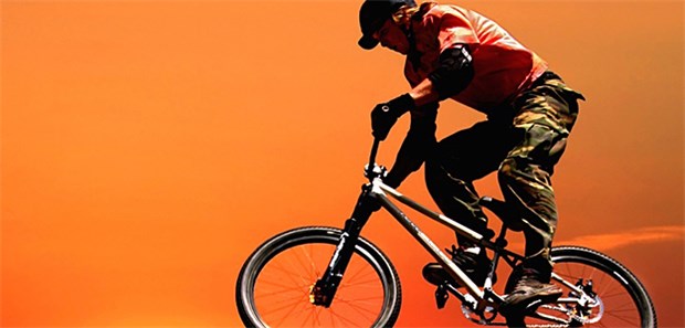 Auch mit Insulinpumpe ist Extremsport machbar Tipp für Patienten mit Pumpentherapie vor einem aeroben Ausdauertraining: nüchtern und ohne Bolus kommen und die Basalrate 1,5 Stunden vor dem Training auf 70 Prozent senken.