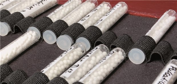 Homöopathie: In dubio pro Globuli? Toleranz für alternativmedizinische Ansätze? Ein Patientenverband sieht hier zurzeit etwas Nachholbedarf für den Bereich der Homöopathie.